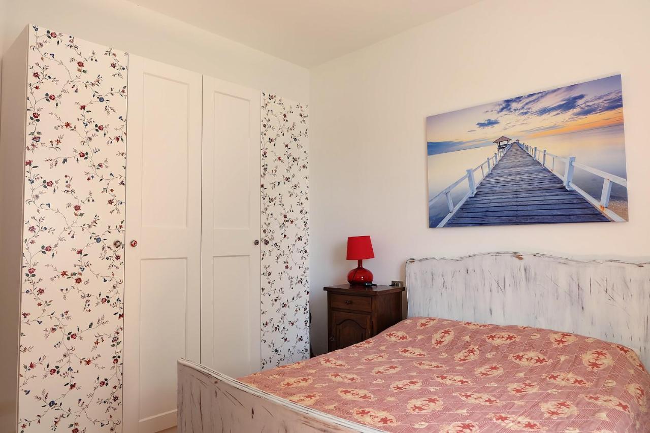 Aria Di Casa B&B Cantù Eksteriør billede