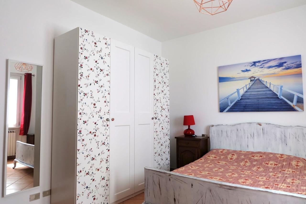 Aria Di Casa B&B Cantù Eksteriør billede