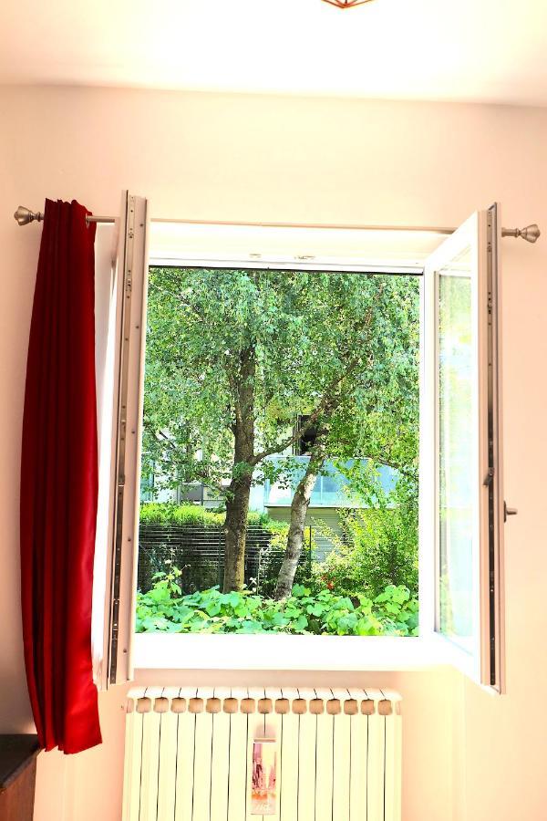 Aria Di Casa B&B Cantù Eksteriør billede