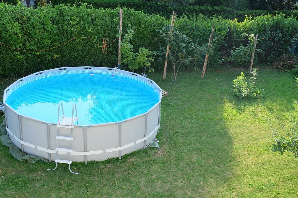 Aria Di Casa B&B Cantù Eksteriør billede