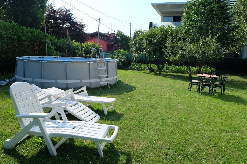 Aria Di Casa B&B Cantù Eksteriør billede